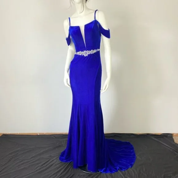 Ashley Lauren Velvet Off-Shoulder Evening Dress - Picture 3 of 7
